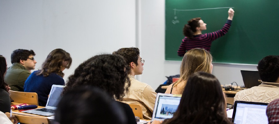 CC656 cours de langue.jpg